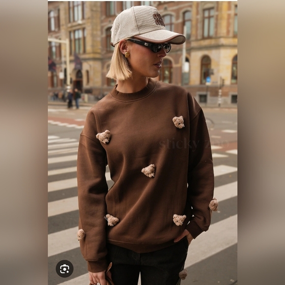 Cozy Burgundy Crew Neck Sweater with Pom-Pom Bear Details - Picture 1 of 8